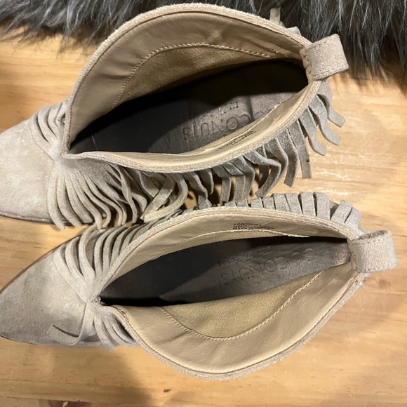 Coconuts by Matisse Lambert Booties 10M - Picture 5 of 9